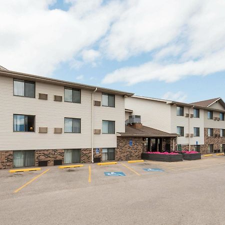 Serena Inn & Suites Of Rapid City Eksteriør bilde
